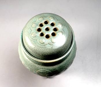 龍泉青磁 徐朝興 香炉 龍泉朝興青瓷苑 中国人間国宝 龍泉青磁 徐朝興 香炉 龍泉朝興青瓷苑 中国人間国宝 - メルカリ